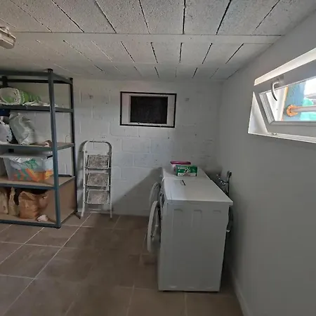 Дом отдыха Maison Confortable Avec Jardin A *